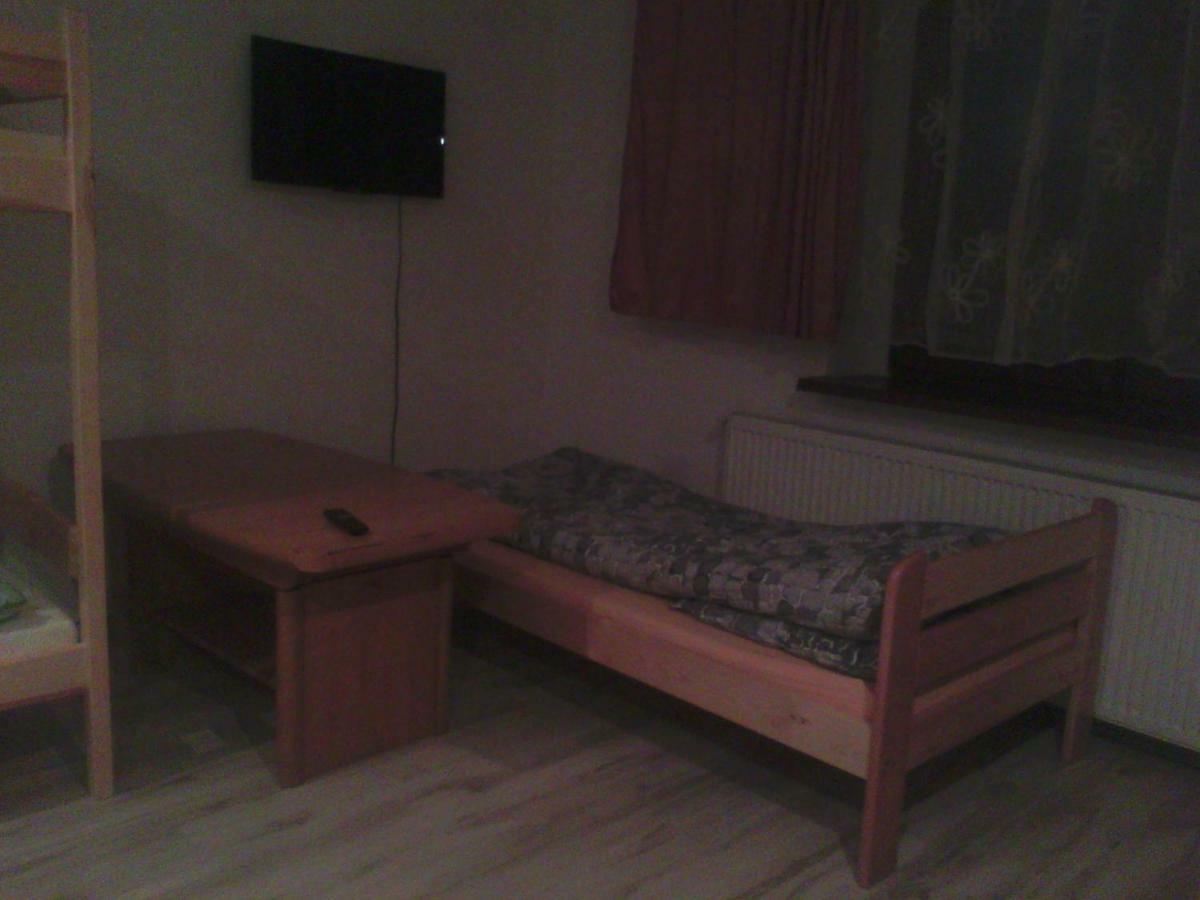 Pokoje Typu Studio Sosnowiec Hostel ภายนอก รูปภาพ